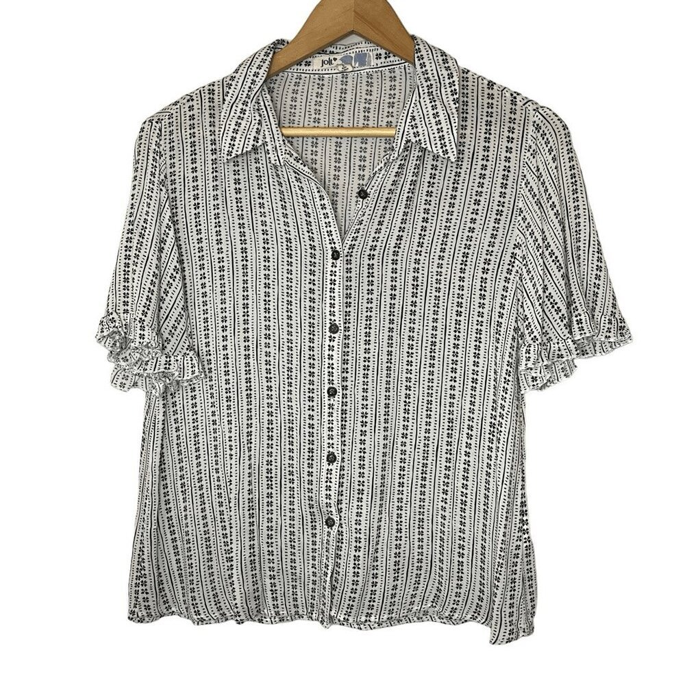 JOLT Ruffle Trimmed Short-Sleeve Lightweight Button Down,‎ Large